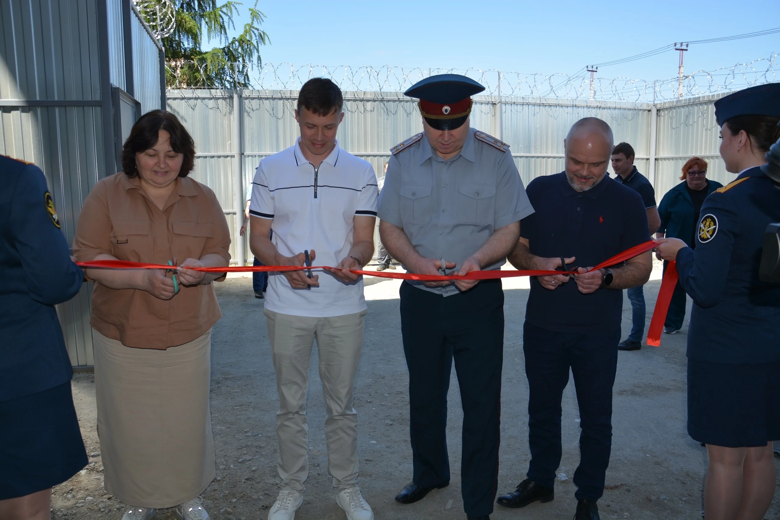 На базе завода курганского делоросса открылся участок исправительного центра 