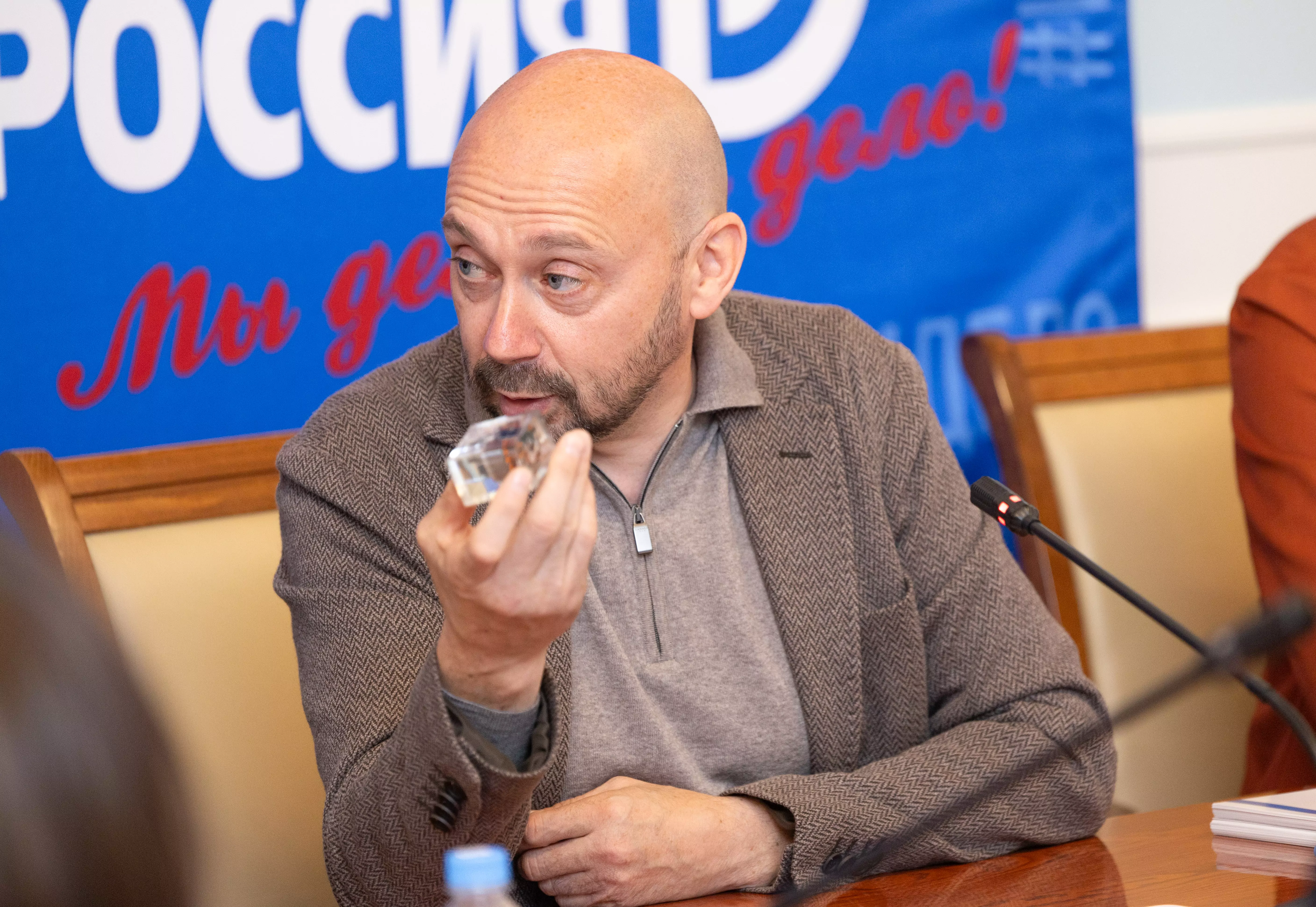 Делороссы отметили рост выпуска электротранспорта и зарядных станций в России